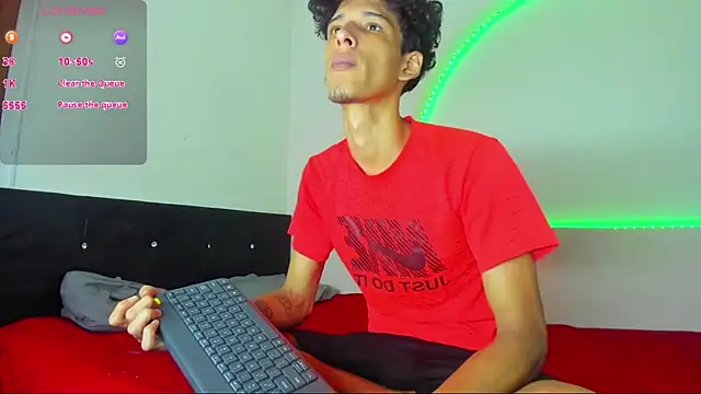 kaiborman00 online show from 11, 4, 2026