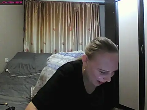 JenniDeep online show from 9, 3, 2026