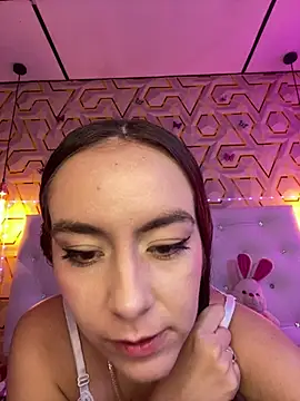 MelanyyJhonson15 online show from 22, 2, 2026