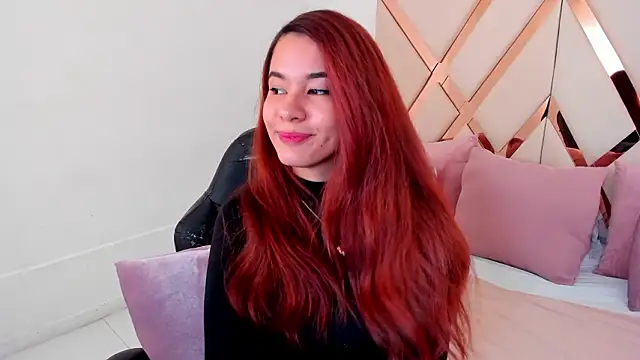 avrilwaynee online show from 3, 2, 2026