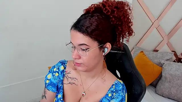 avrilwaynee online show from 3, 3, 2026