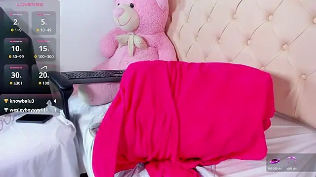 Snapshot of anna_jules chatting on 24, 11, 2025 anna jules online show from 24, 11, 2025