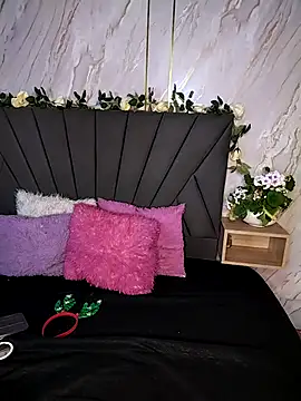 Snapshot of Luna_Scarllet chatting on 27, 11, 2025 Luna Scarllet online show from 27, 11, 2025