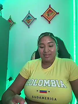 Snapshot of morena-2025 chatting on 14, 7, 2026 morena-2025 online show from 14, 7, 2026