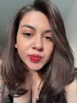 Snapshot of Lovynna chatting on 24, 4, 2026 Lovynna online show from 24, 4, 2026