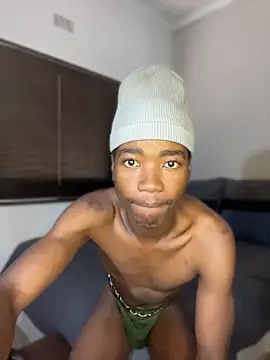 Snapshot of Boytoy_BigD chatting on 11, 4, 2026 Boytoy BigD online show from 11, 4, 2026