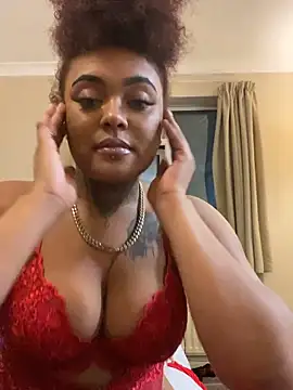 Snapshot of ebonybarbiegirl chatting on 13, 11, 2025 ebonybarbiegirl online show from 13, 11, 2025