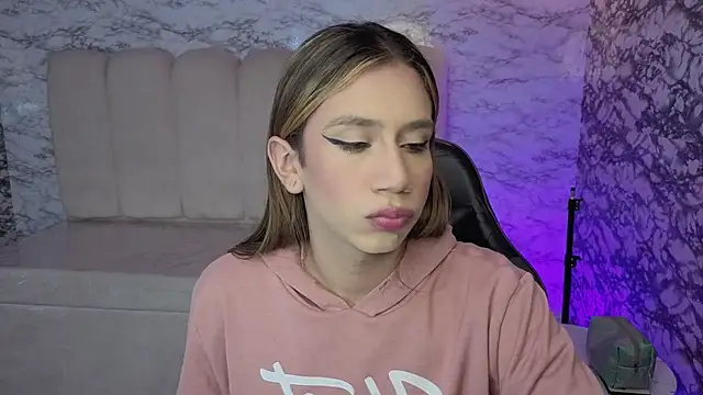 Evy Luxx v online show from 10, 2, 2026