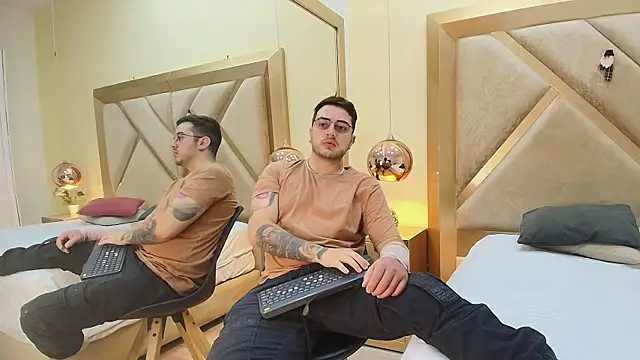 Snapshot of Ethan_Greys chatting on 29, 11, 2025 Ethan Greys online show from 29, 11, 2025