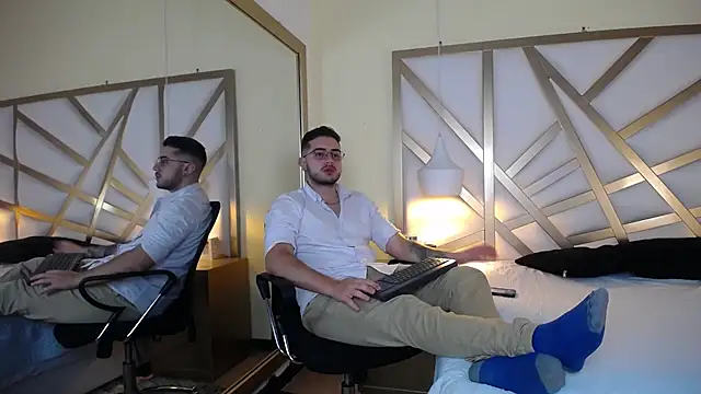 Snapshot of Ethan_Greys chatting on 5, 12, 2025 Ethan Greys online show from 5, 12, 2025