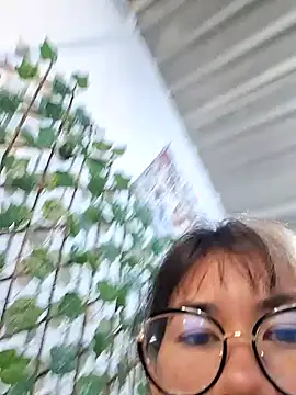 Hailee 520 online show from 27, 11, 2025