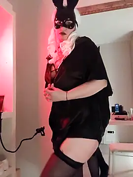 Snapshot of DevaBlu chatting on 7, 1, 2026 DevaBlu online show from 7, 1, 2026