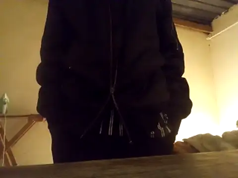 ZucCocDope11 online show from 19, 5, 2026