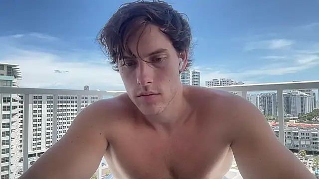 Snapshot of alex_islivee chatting on 6, 7, 2026 alex islivee online show from 6, 7, 2026