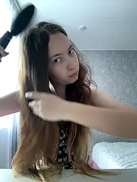 Holy Poly online show from 17, 12, 2025