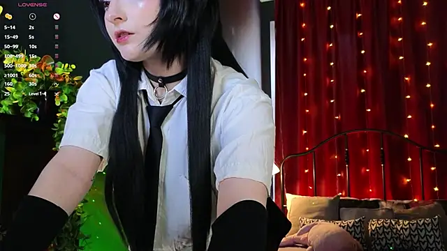Snapshot of vronnier chatting on 21, 5, 2026 vronnier online show from 21, 5, 2026