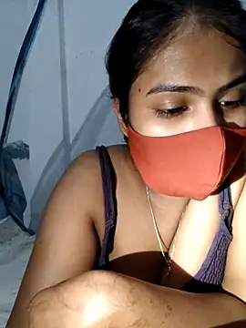 Snapshot of Red_Love_1 chatting on 9, 5, 2026 Red Love 1 online show from 9, 5, 2026