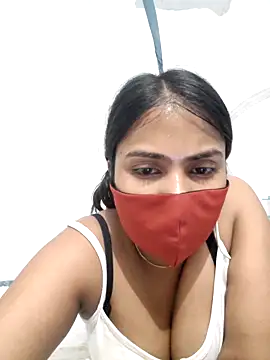 Snapshot of Red_Love_1 chatting on 10, 5, 2026 Red Love 1 online show from 10, 5, 2026