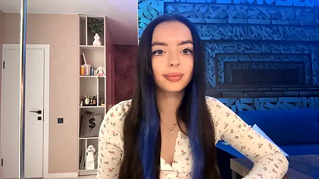 TonaMarchetta online show from 17, 11, 2025