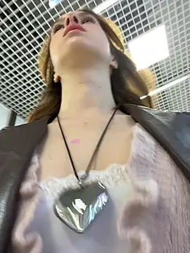 hani obsessed online show from 15, 4, 2026