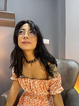 AmbarOishi   online show from 10, 1, 2026