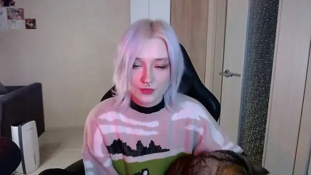 SophiaLur online show from 28, 11, 2025