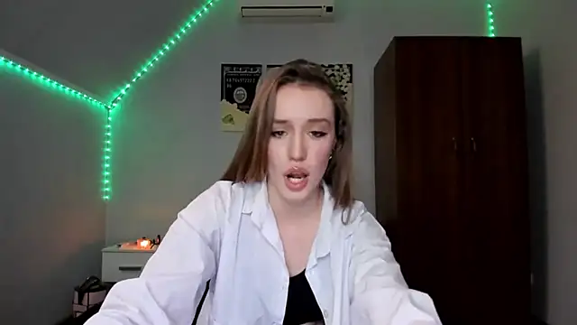 tinyglow online show from 2, 12, 2025