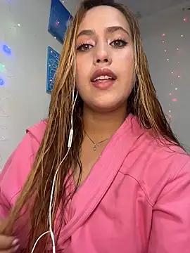 Snapshot of asshly20 chatting on 27, 11, 2025 asshly20 online show from 27, 11, 2025