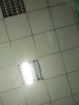 Snapshot of platone09 chatting on 15, 12, 2025 platone09 online show from 15, 12, 2025