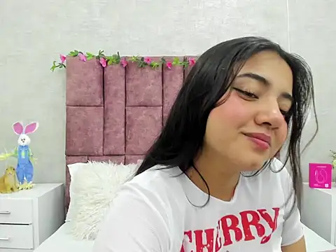 Snapshot of SalomeLee chatting on 20, 5, 2026 SalomeLee online show from 20, 5, 2026