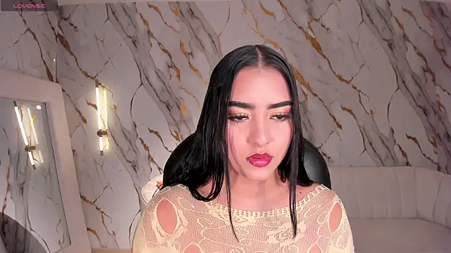 SophieLanne online show from 12, 1, 2026