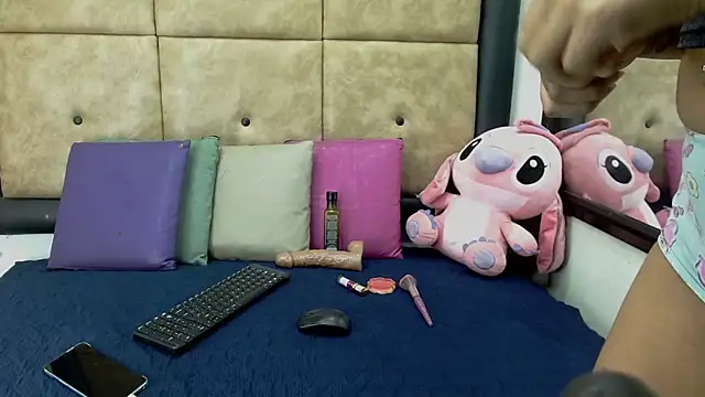 Lucidolls online show from 28, 11, 2025