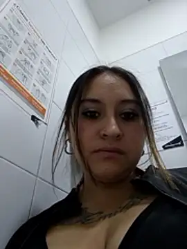 Lunabella3 online show from 26, 11, 2025