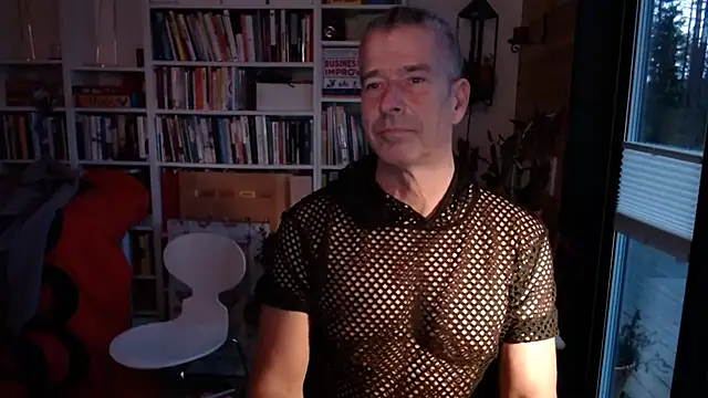 Snapshot of gymdaddypwrbtm chatting on 24, 11, 2025 gymdaddypwrbtm online show from 24, 11, 2025