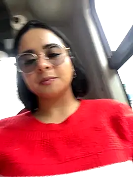 Snapshot of HANNAHBAKER00 chatting on 28, 11, 2025 HANNAHBAKER00 online show from 28, 11, 2025