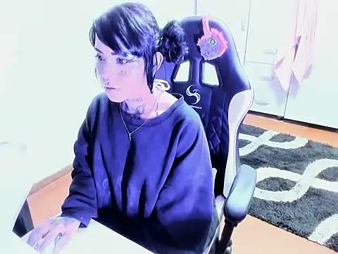 Zombitch online show from 25, 11, 2025