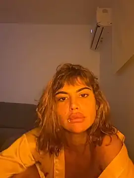 honeysohpia online show from 17, 11, 2025