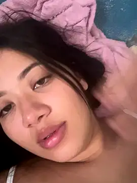 Snapshot of Larissa_xxe chatting on 30, 11, 2025 Larissa xxe online show from 30, 11, 2025