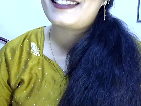 Muskan Jha online show from 24, 7, 2026