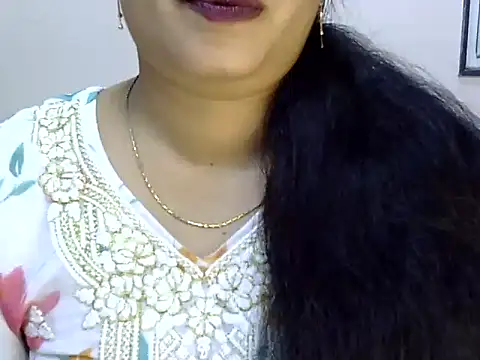 Muskan Jha online show from 28, 7, 2026