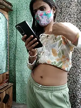 Snapshot of Muskan_12thh chatting on 15, 11, 2025 Muskan 12thh online show from 15, 11, 2025