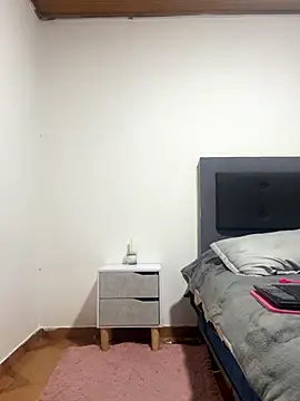 AnastasiaMoretti online show from 5, 1, 2026