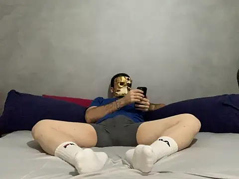 PlayWithMe95 online show from 17, 11, 2025