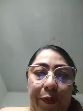   Nahomi online show from 4, 12, 2025