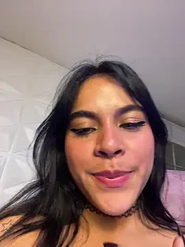 Sophie wyld online show from 16, 11, 2025