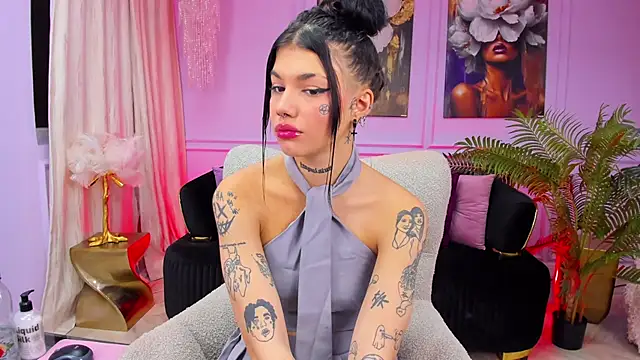 YasminWild online show from 22, 12, 2025