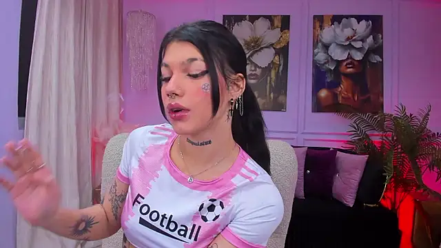 YasminWild online show from 8, 2, 2026