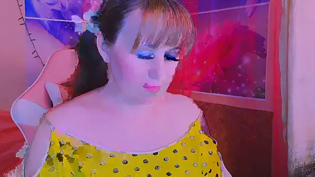 BESTLOLA online show from 9, 3, 2026