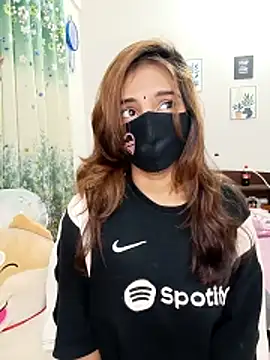 Snapshot of Sexy-Jara1 chatting on 2, 2, 2026 Sexy-Jara1 online show from 2, 2, 2026