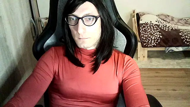 Snapshot of MissDianaWinter chatting on 25, 11, 2025 MissDianaWinter online show from 25, 11, 2025